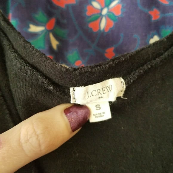 Free! Sequin tank top. 5 for 25 - Picture 3 of 5